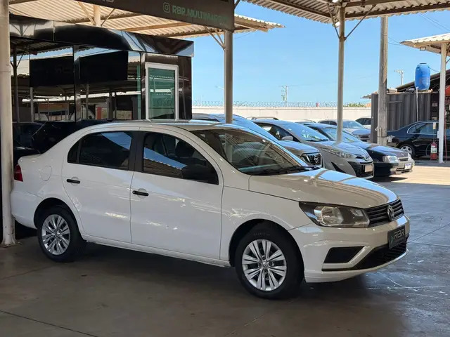 Carro Volkswagen Voyage 2022 1.6