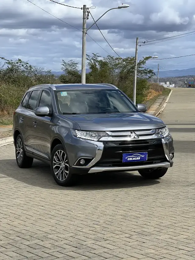 Carro Mitsubishi Outlander 2018 2.0 16V CVT