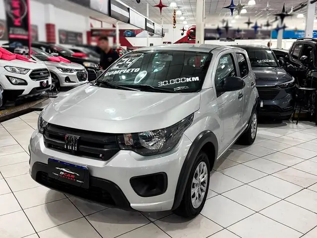 Carro Fiat Mobi 2024 Trekking 1.0