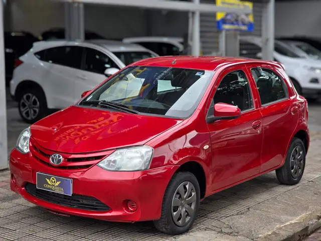 Carro Toyota Etios 2015 X 1.3 (Flex)