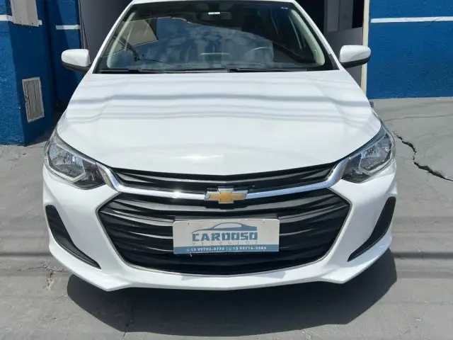 Carro Chevrolet Onix 2023 LT 1.0
