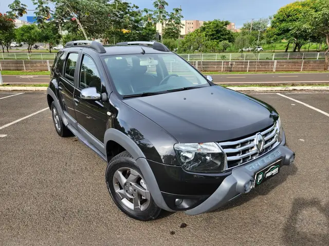 Carro Renault Duster 2014 2.0 16V Dynamique 4x4 (Flex)