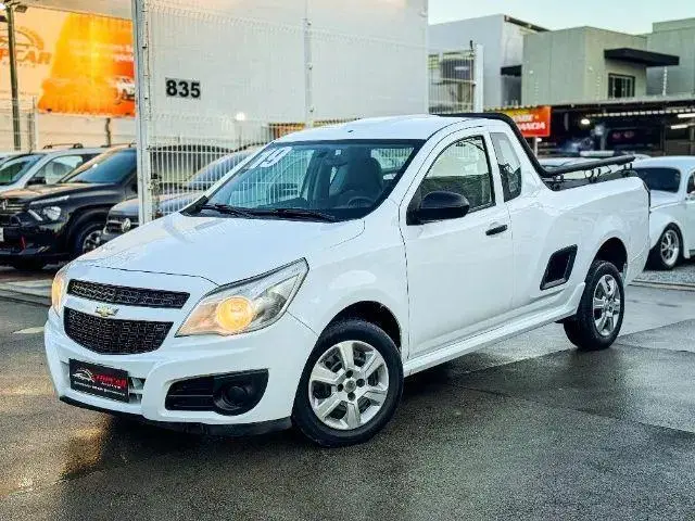 Carro Chevrolet Montana 2019 LS 1.4 (Flex)