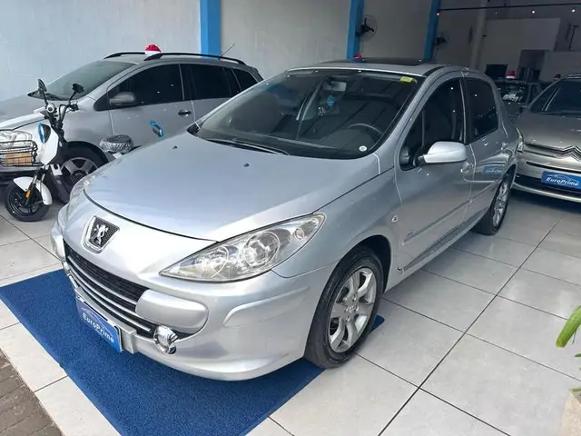 Carro Peugeot 307 2010 Hatch. Presence 1.6 16V (flex)