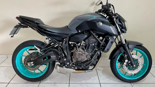 Moto Yamaha MT-07 2024 ABS