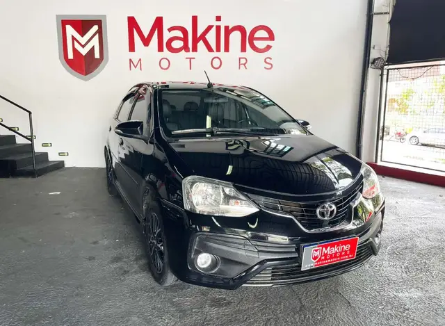 Carro Toyota Etios 2018 Platinum 1.5 (Aut) (Flex)