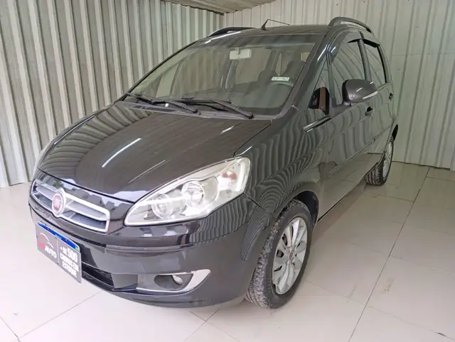 Carro Fiat Idea 2015 Attractive 1.4 8V (Flex)