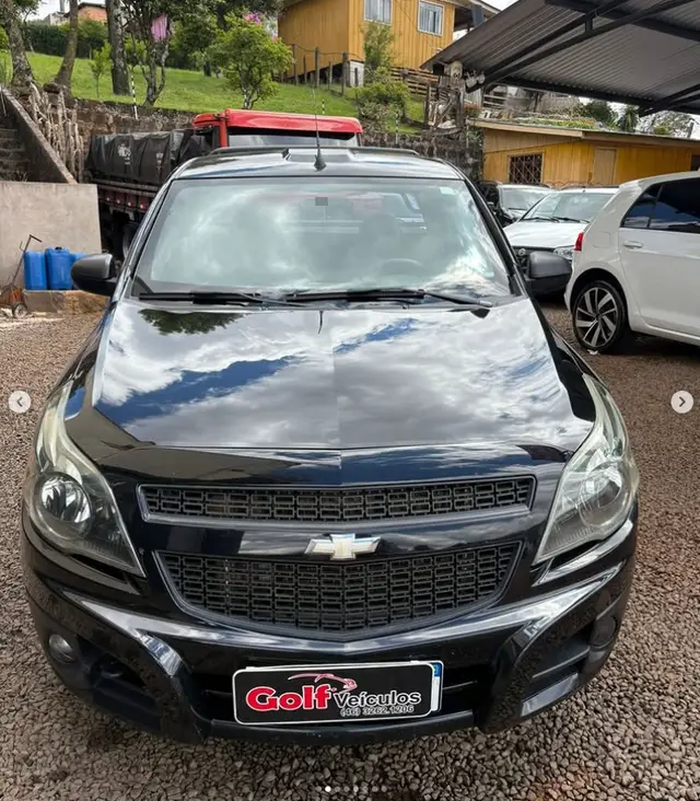 Carro Chevrolet Montana 2013 LS 1.4 (Flex)