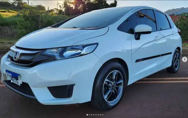 Carro Honda Fit 2015 1.5 16v LX CVT (Flex)