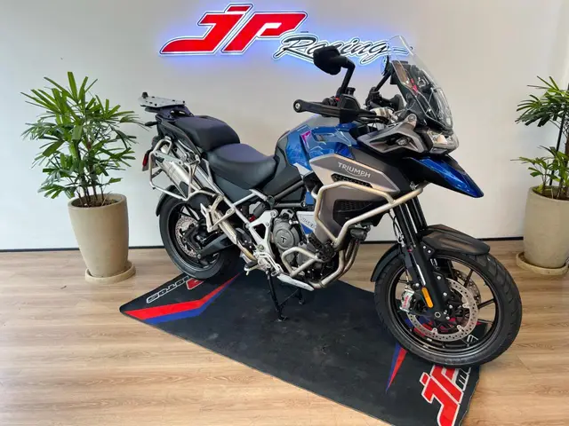 Moto Triumph Tiger 1200 2023 GT Explorer