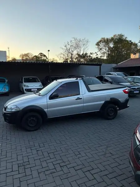 Carro Fiat Strada 2018 Adventure 1.8 16V (Flex) (Cabine Dupla)