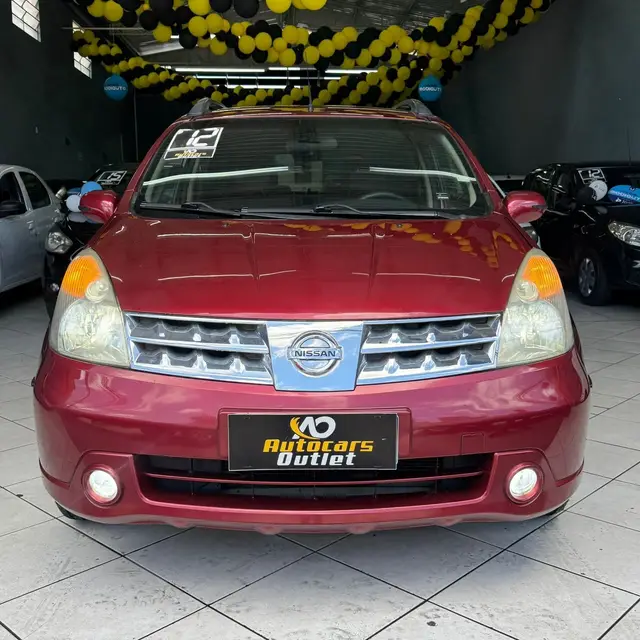 Carro Nissan Grand Livina 2012 SL 1.8 16V (flex) (aut)