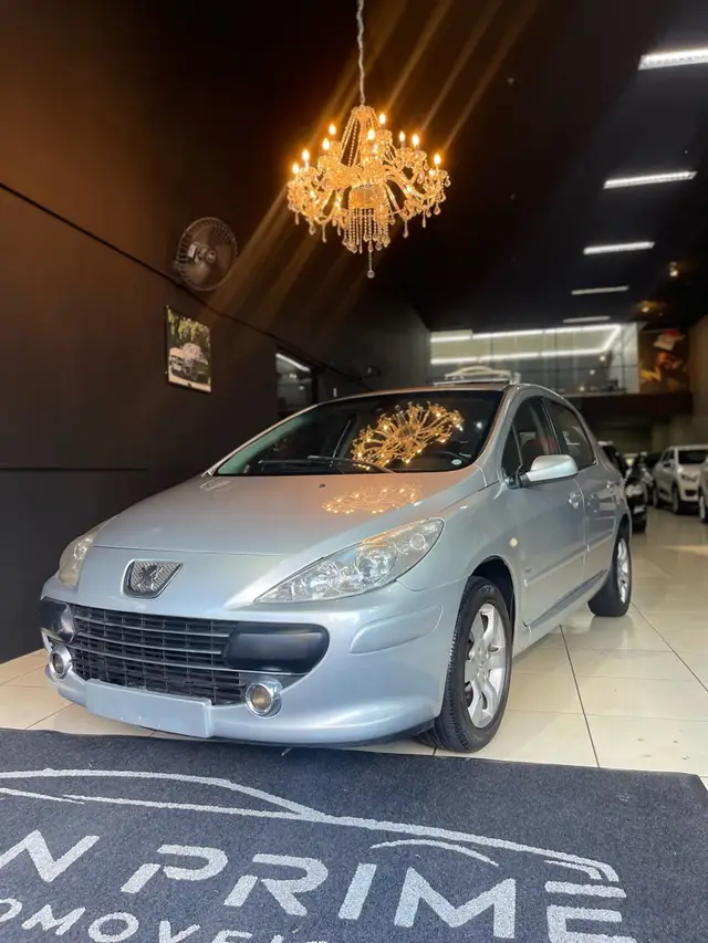 Carro Peugeot 307 2011 Hatch. Presence Pack 1.6 16V (flex)