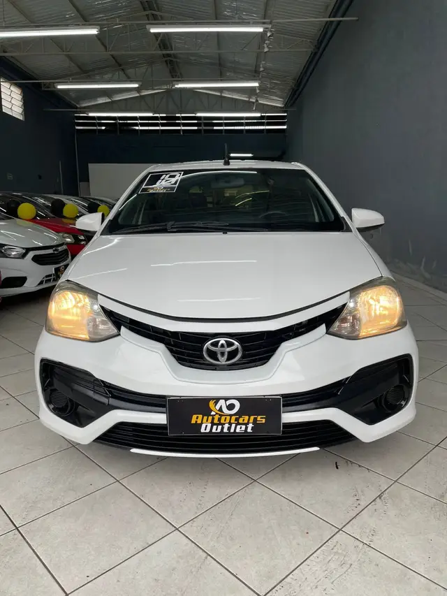 Carro Toyota Etios 2018 X 1.3 (Flex)