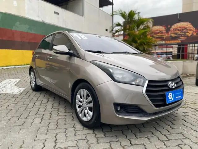 Carro Hyundai HB20 2018 1.6 Comfort Plus (Flex)