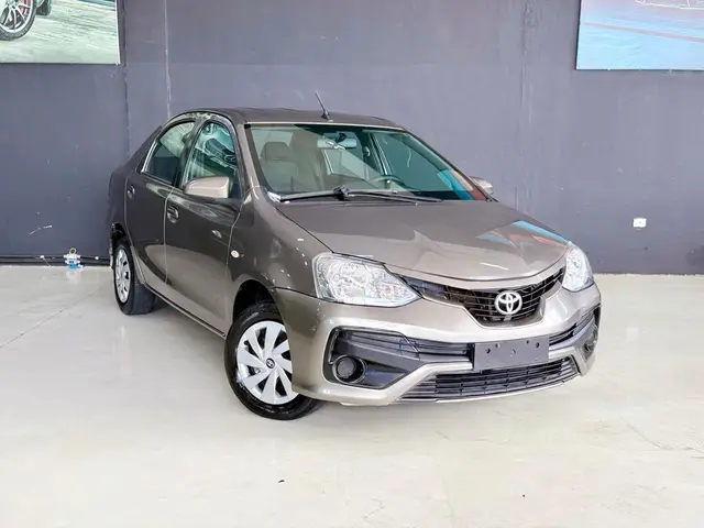 Carro Toyota Etios Sedan 2018 XS 1.5 (Aut) (Flex)