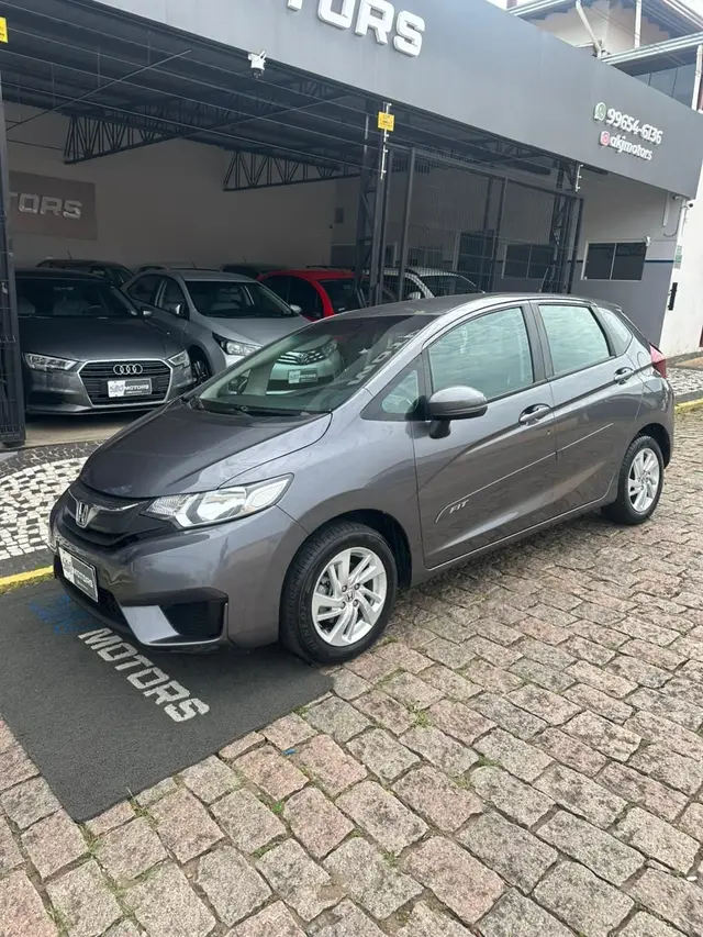 Carro Honda Fit 2016 1.5 16v LX CVT (Flex)