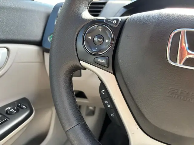 Carro Honda Civic 2015 LXS 1.8 i-VTEC (Aut) (Flex)