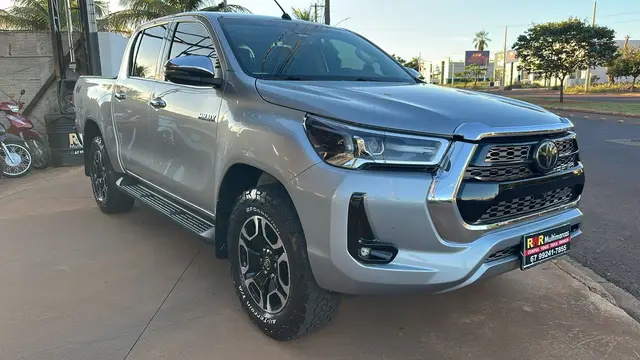 Carro Toyota Hilux Cabine Dupla 2022 SRX 2.8 TDI CD 4x4 (Aut)