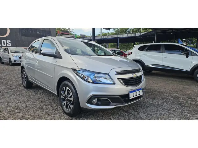 Carro Chevrolet Onix 2015 1.4 LTZ SPE/4
