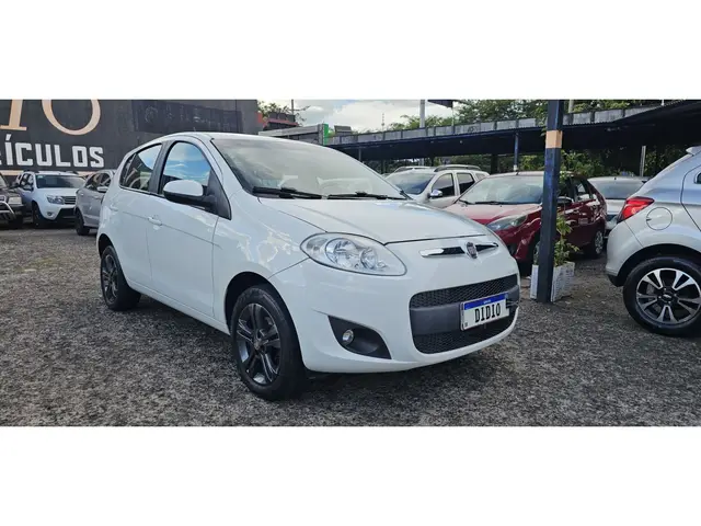 Carro Fiat Palio Weekend 2013 Attractive 1.4 8V (Flex)