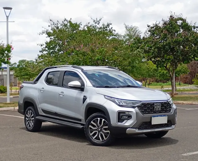 Carro Fiat Strada 2024 Ranch 1.0 Flex Turbo CD Aut.