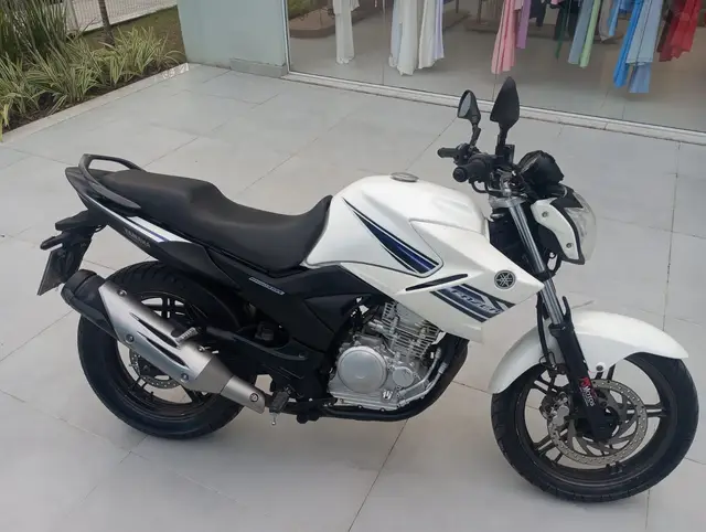 Moto Yamaha YS 250 Fazer 2012 250cc