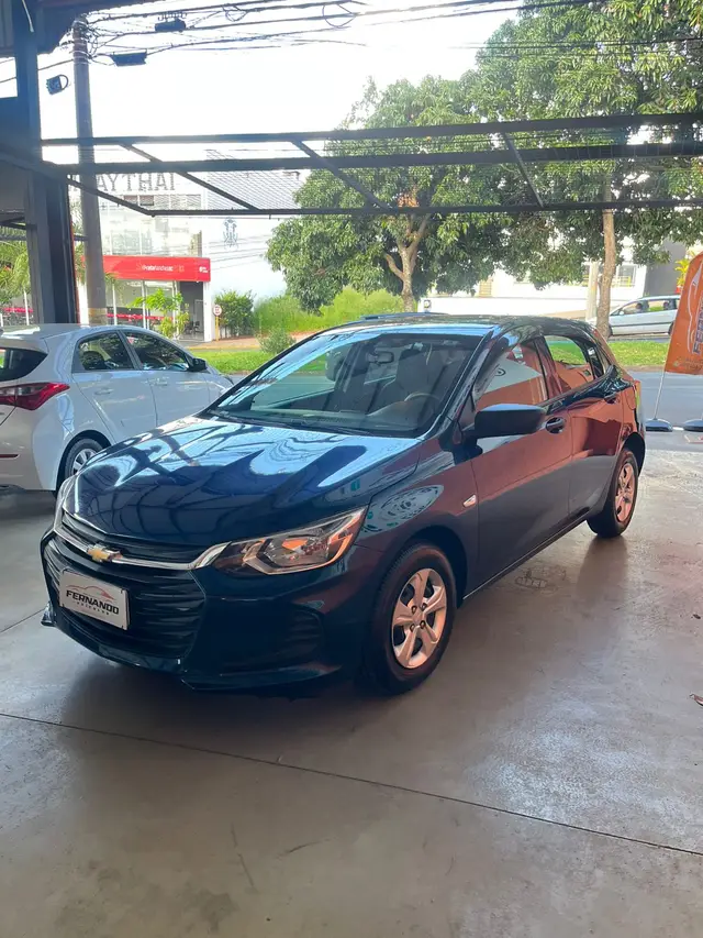 Carro Chevrolet Onix 2021 1.0 (Flex)
