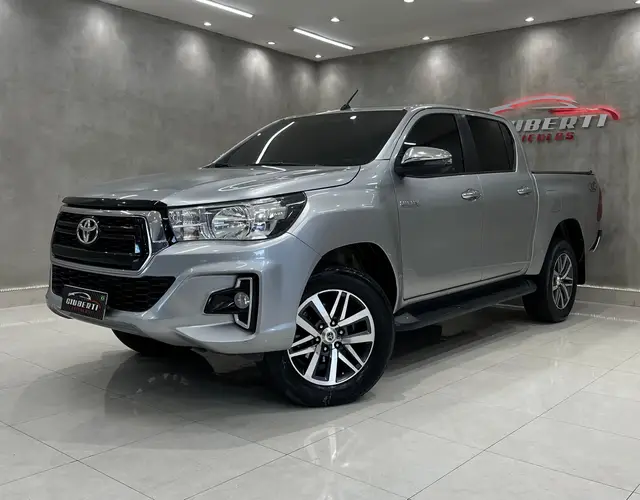 Carro Toyota Hilux Cabine Dupla 2019 Hilux 2.8 TDI SRV CD 4x4 (Aut)