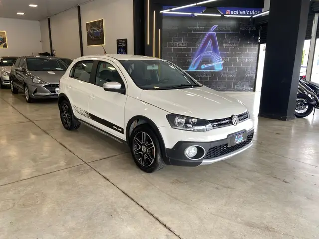 Carro Volkswagen Gol 2015 1.6 16v MSI Rallye (Flex)