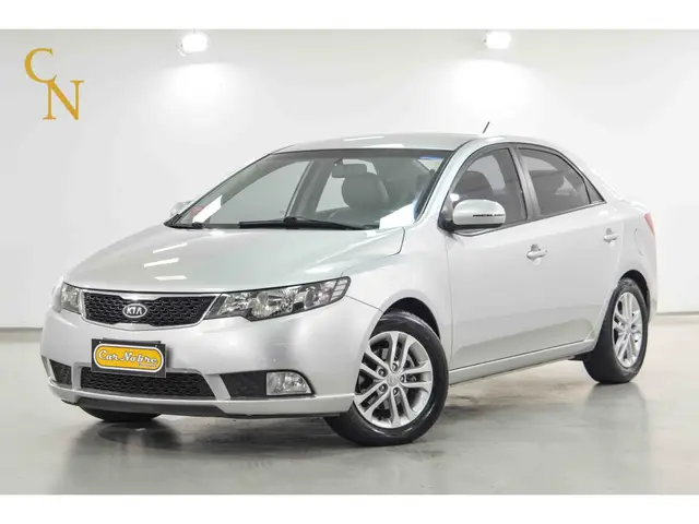 Carro Kia Cerato 2011 1.6 16V