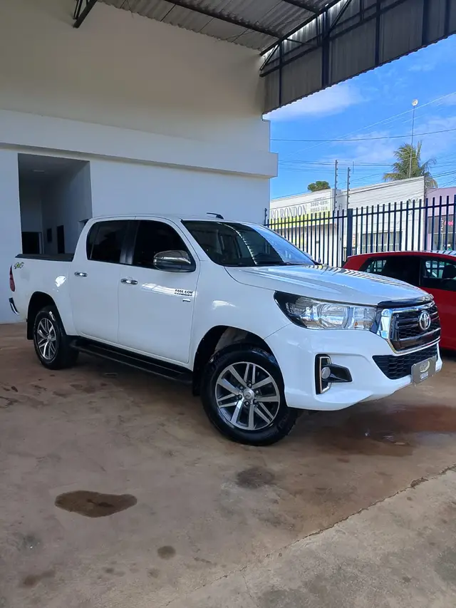 Carro Toyota Hilux Cabine Dupla 2019 Hilux 2.7 SRV CD 4x4 (Flex) (Aut)