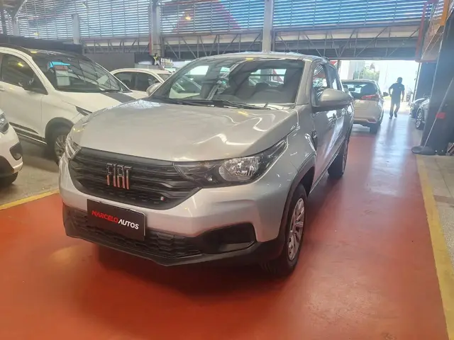 Carro Fiat Strada 2025 Freedom 1.3 Flex 8V CD