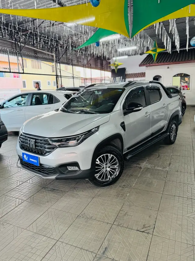 Carro Fiat Strada 2023 Ranch 1.3 Flex 8V CD Aut.