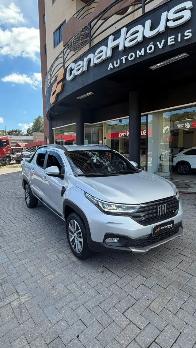 Carro Fiat Strada 2022 Volcano 1.3 CD AT (Flex)