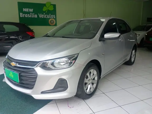Carro Chevrolet Onix 2023 LT 1.0