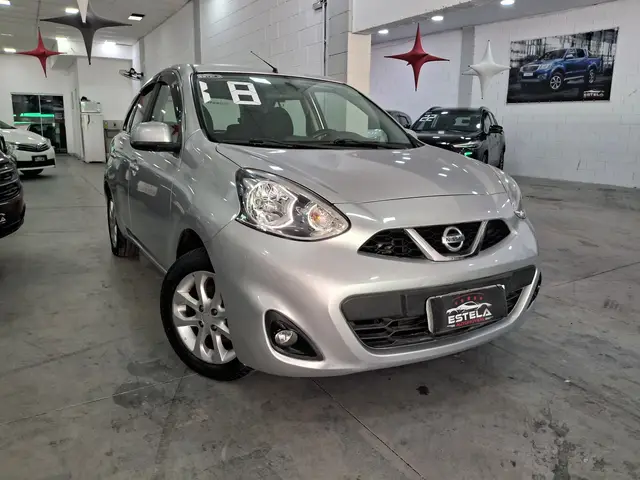 Carro Nissan March 2018 1.6 16V SV (Flex)