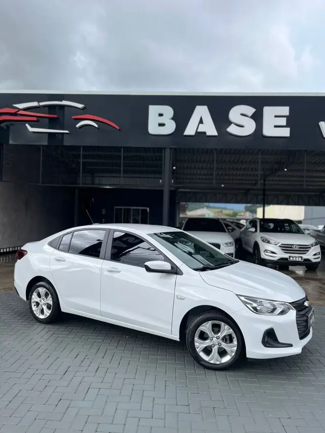 Carro Chevrolet Onix 2023 LTZ 1.0 Turbo (Aut.)