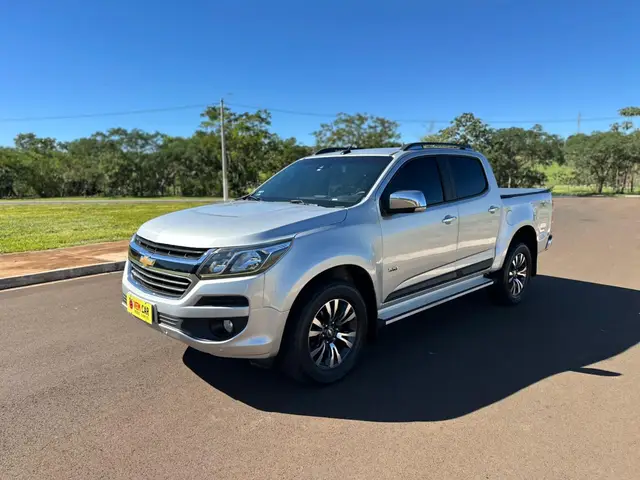 Carro Chevrolet S10 Cabine Dupla 2018 S10 2.5 ECOTEC SIDI LTZ 4WD (Cabine Dupla) (Aut)