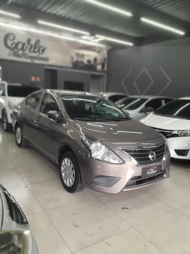 Carro Nissan Versa 2020 1.0 12V (Flex)
