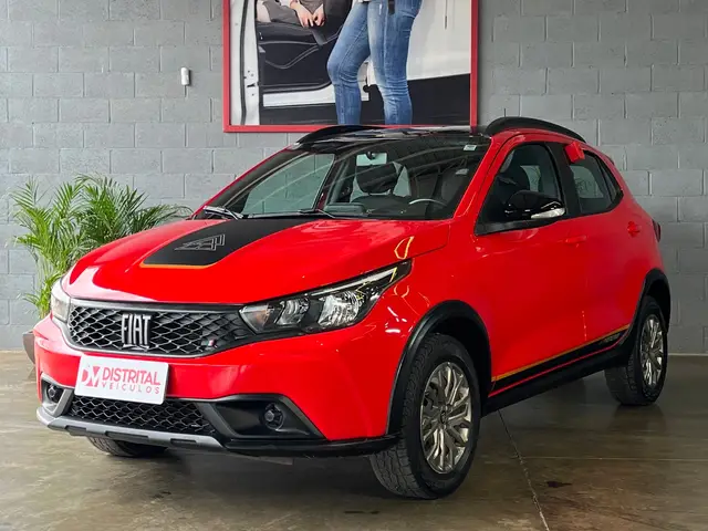 Carro Fiat Argo 2023 Trekking 1.3 (Flex)