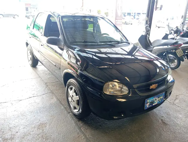 Carro Chevrolet Classic 2010 Life 1.0 VHCE (Flex)
