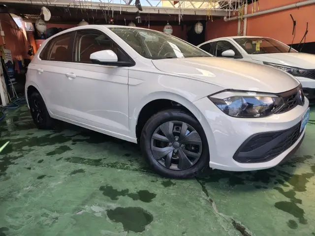 Carro Volkswagen Polo 2024 Track 1.0 Flex 12V 5p