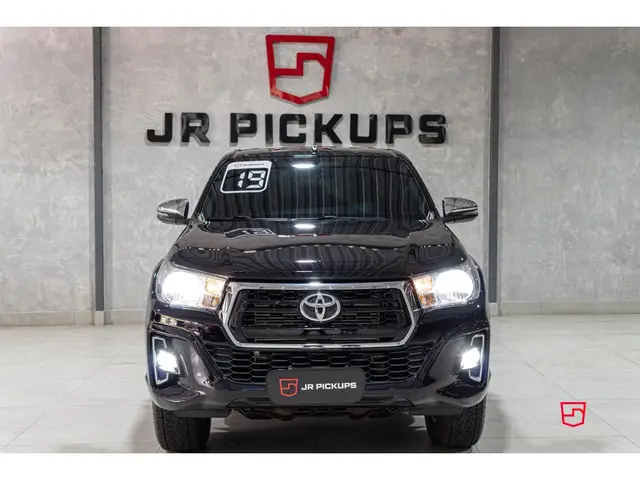 Carro Toyota Hilux Cabine Dupla 2019 Hilux 2.8 16v TDI SRV CD 4x4 (Aut)