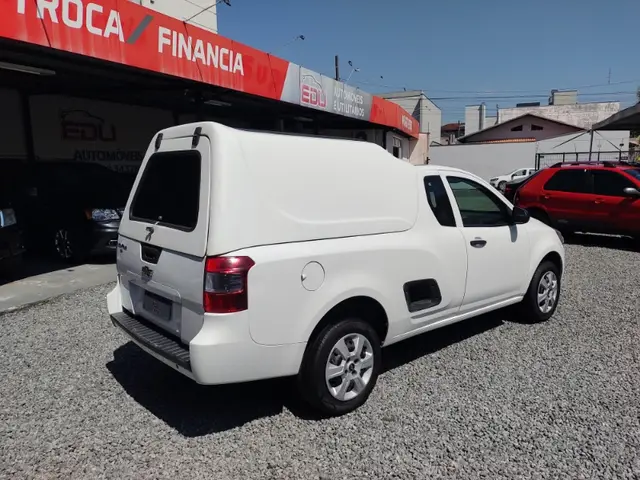 Carro Chevrolet Montana 2021 LS 1.4 (Flex)