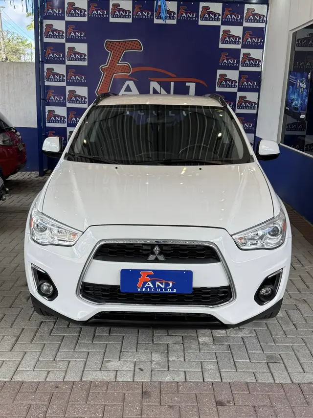 Carro Mitsubishi ASX 2015  2.0 (Aut) 4x4