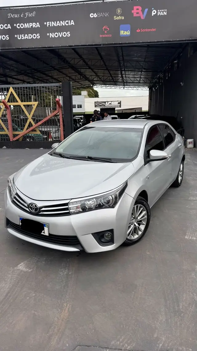 Carro Toyota Corolla 2016 2.0 Altis Multi-Drive S (Flex)