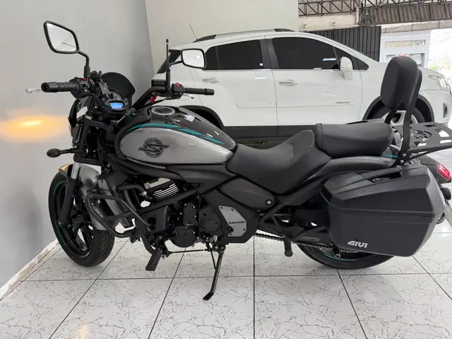 Moto Kawasaki Vulcan 2025 S Café