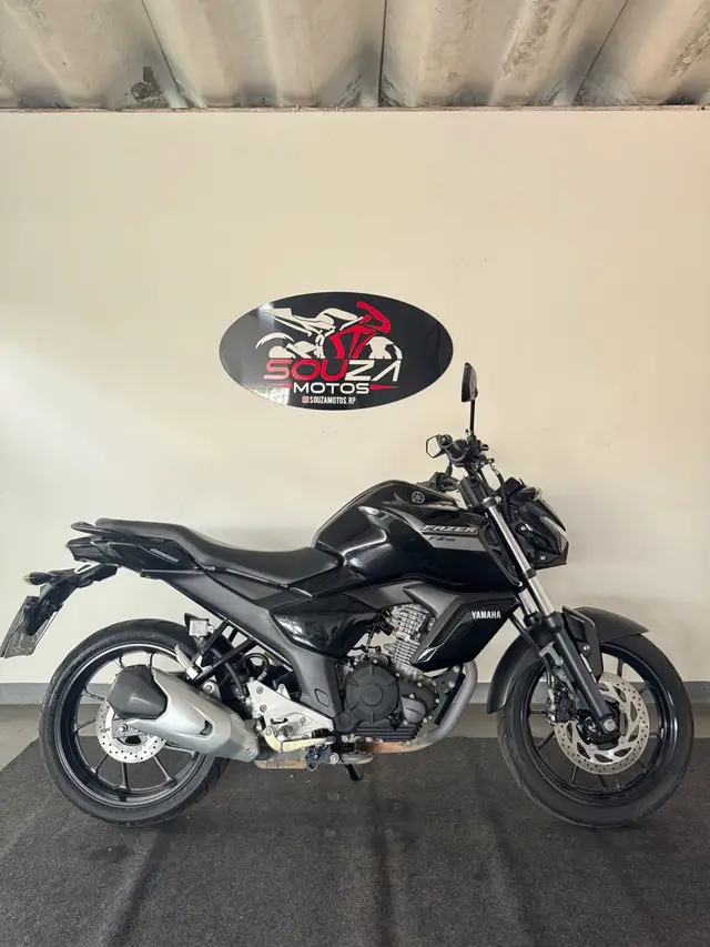 Moto Yamaha YS 150 Fazer 2023 ED
