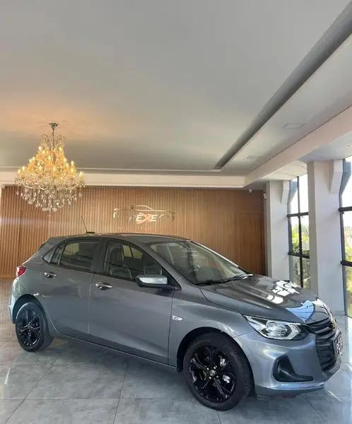 Carro Chevrolet Onix Plus 2023 LTZ 1.0 Turbo